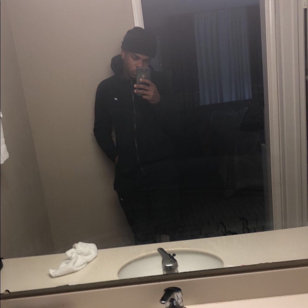 Meet your Posher, Najee